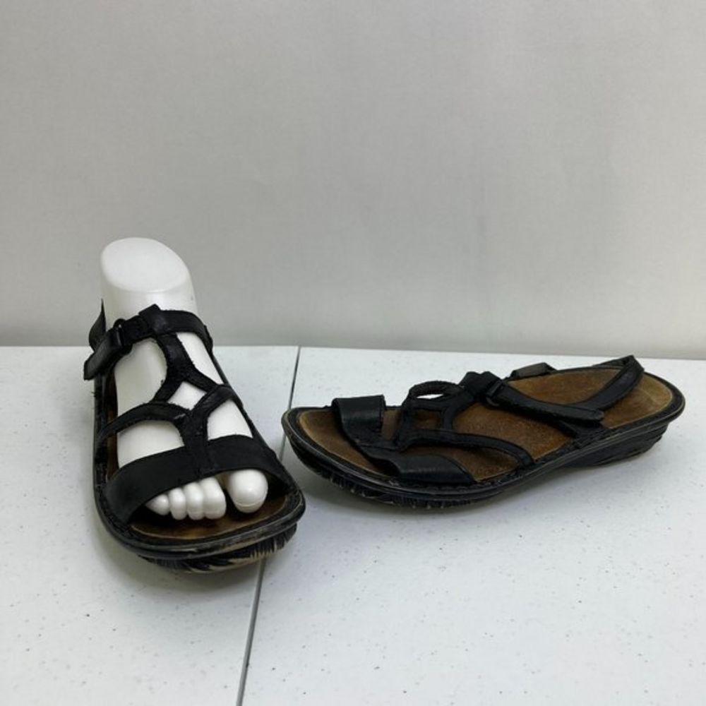 Naot Sandals 39 8 8.5 Black Leather Strappy Diamond Cut Out Comfort Walking‎